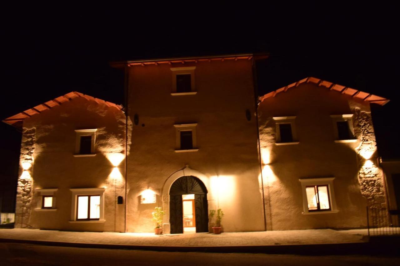 Willa Il Pozzo Dei Desideri Castelnuovo  Zewnętrze zdjęcie
